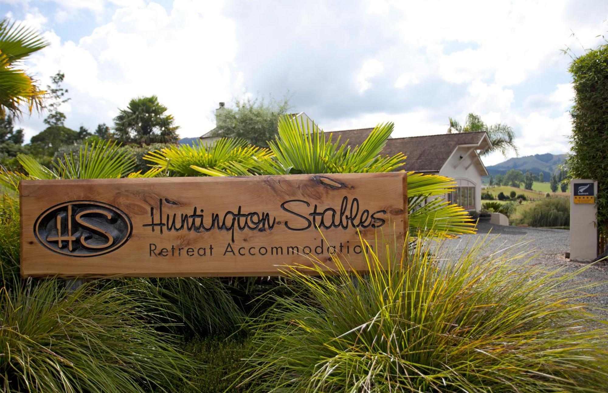 Huntington Stables Retreat Hotell Cambridge Exteriör bild